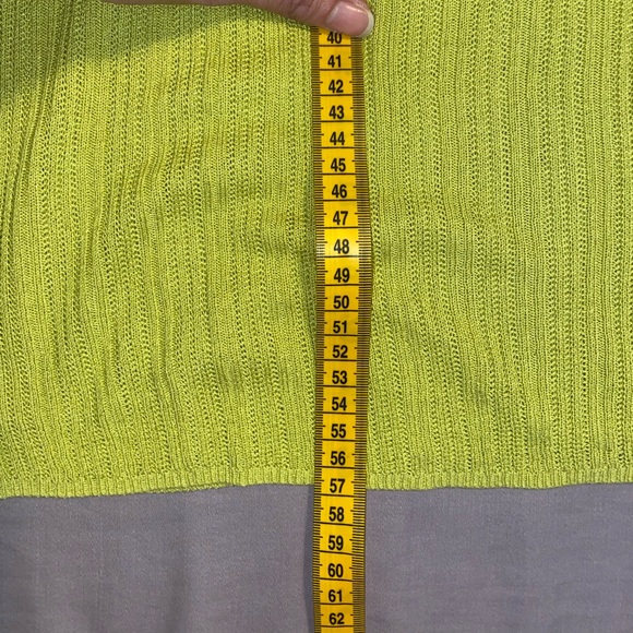 Uniqlo sheer top - Picture 6 of 6